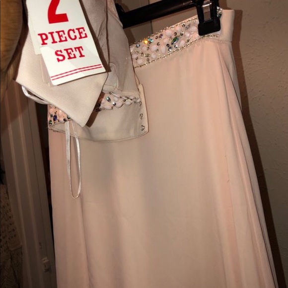 Prom Dress - Picture 3 of 5